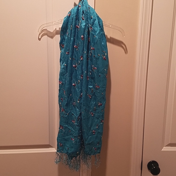 Accessories - Turquoise scarf with embroidered flowers NWT
